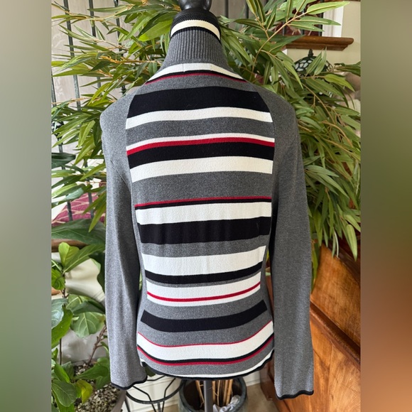 NILS ladies ski sweater very good condition size medium skiing winter - Picture 2 of 9